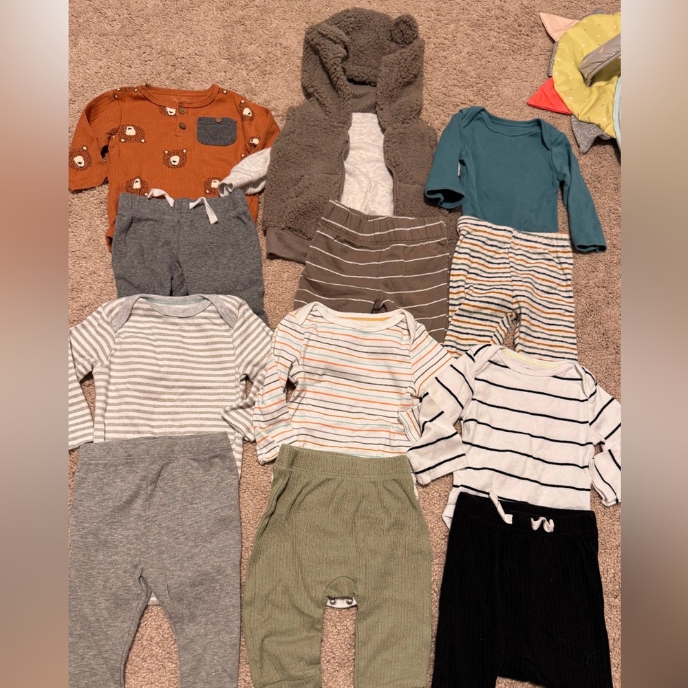 Lot of 6 Baby Boy 0-3 Month Outfit Sets Long Sleeve Winter or Fall